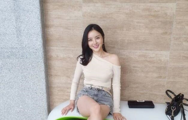 桑 拿浴全 套 服 务